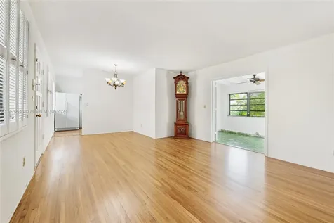 2411 SW 84th Avenue Miami FL 33155