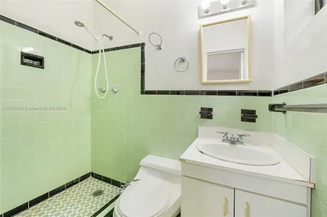 2411 SW 84th Avenue Miami FL 33155