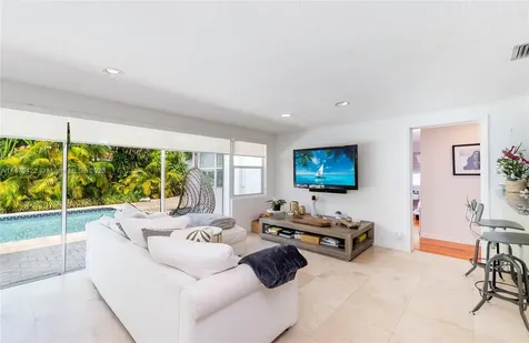 654 Hampton Lane Key Biscayne FL 33149