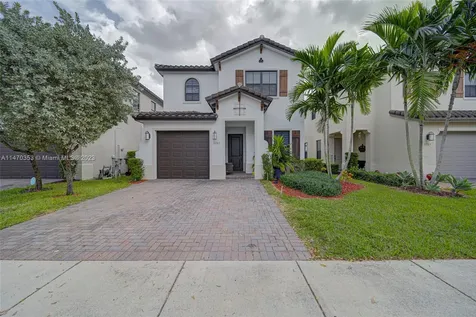 9791 W 32nd Lane Hialeah FL 33018