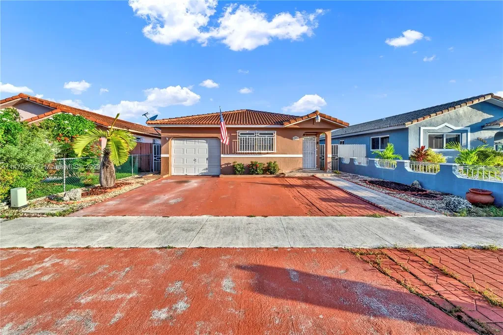 2551 W 72nd Street Hialeah FL 33016
