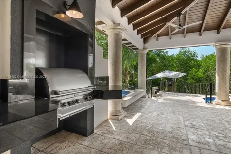 152 Paloma Drive Coral Gables FL 33143