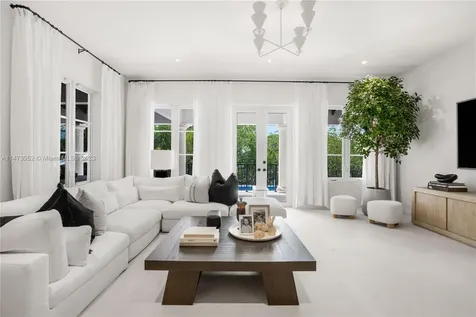 152 Paloma Drive Coral Gables FL 33143