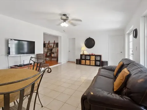9056 Emerson Avenue Surfside FL 33154