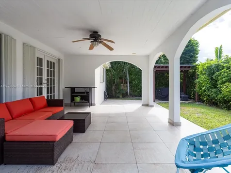 9056 Emerson Avenue Surfside FL 33154