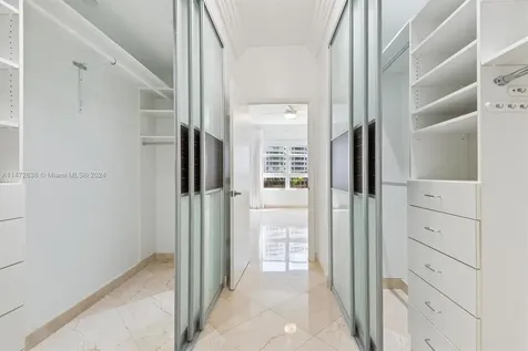 715 Crandon Boulevard Key Biscayne FL 33149