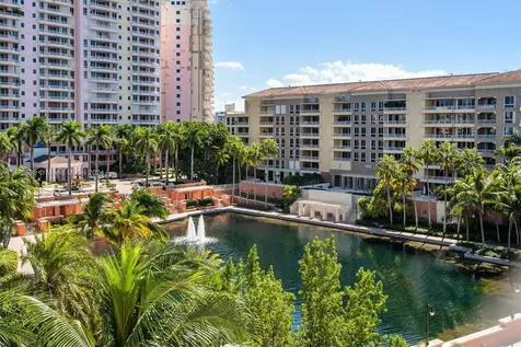 715 Crandon Boulevard Key Biscayne FL 33149