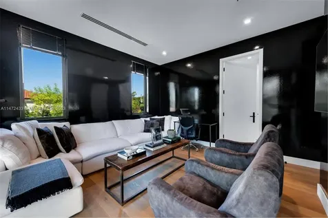 7545 SW 55th Avenue Miami FL 33143