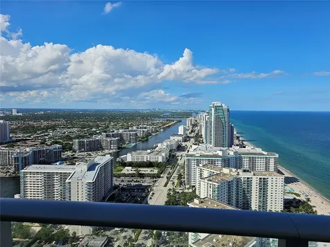 4111 S Ocean Drive Hollywood FL 33019