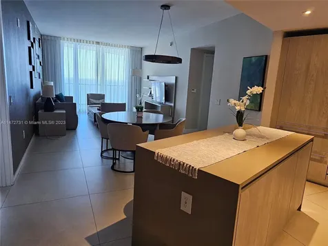 4111 S Ocean Drive Hollywood FL 33019