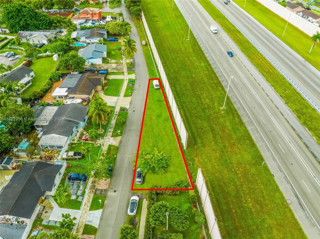 256 SW Street Homestead FL 33032
