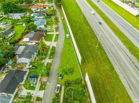 256 SW Street Homestead FL 33032