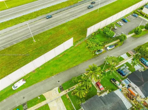 256 SW Street Homestead FL 33032