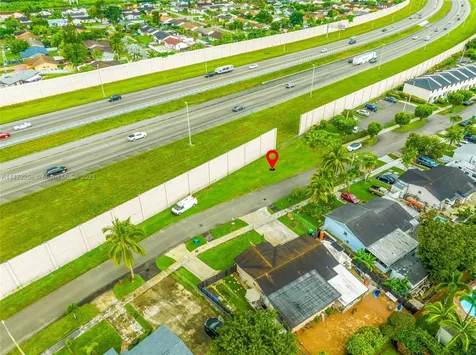 256 SW Street Homestead FL 33032