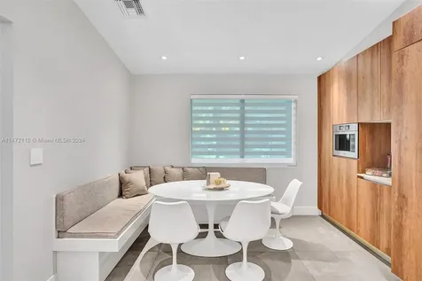 19105 NE 21st Avenue North Miami Beach FL 33179
