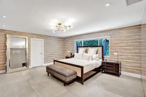 19105 NE 21st Avenue North Miami Beach FL 33179