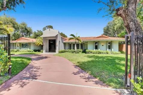19105 NE 21st Avenue North Miami Beach FL 33179