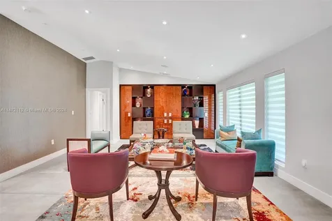 19105 NE 21st Avenue North Miami Beach FL 33179