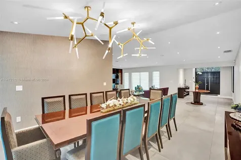 19105 NE 21st Avenue North Miami Beach FL 33179