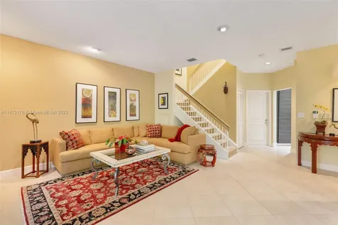 6859 SW 89th Terrace Pinecrest FL 33156