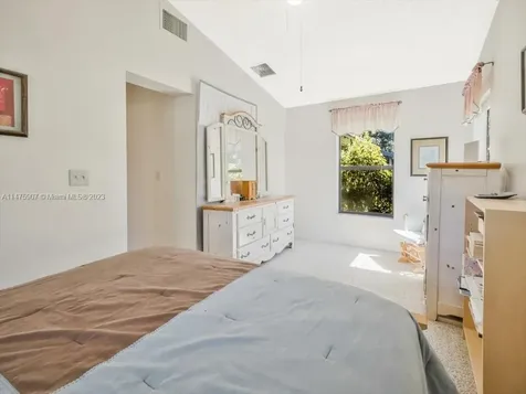 5580 SW 97th Terrace Cooper City FL 33328