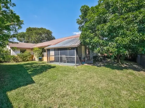 5580 SW 97th Terrace Cooper City FL 33328