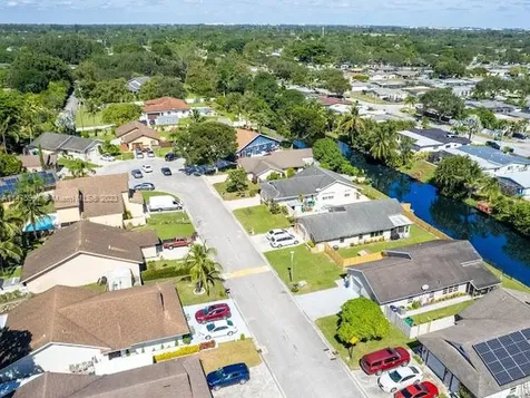 5580 SW 97th Terrace Cooper City FL 33328