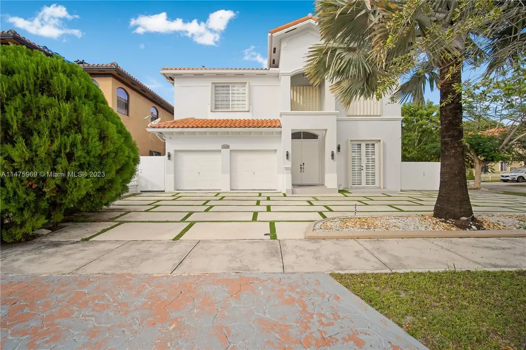 15379 SW 20th Lane Miami FL 33185