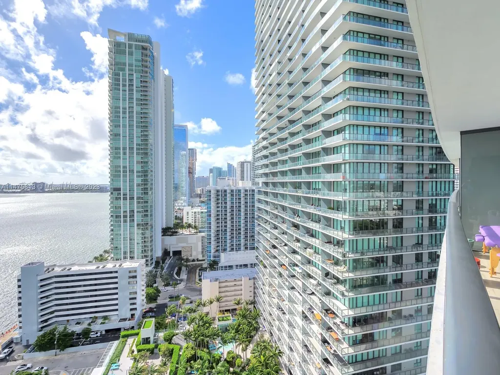650 NE 32nd Street Miami FL 33137