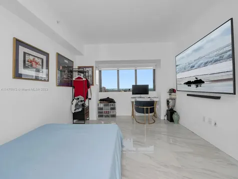 650 NE 32nd Street Miami FL 33137