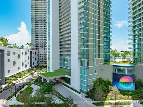 650 NE 32nd Street Miami FL 33137