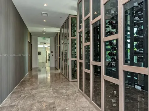 650 NE 32nd Street Miami FL 33137