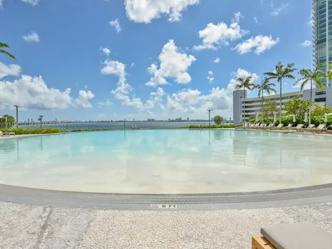 650 NE 32nd Street Miami FL 33137