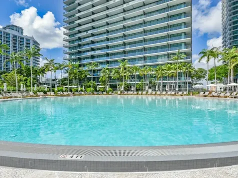 650 NE 32nd Street Miami FL 33137