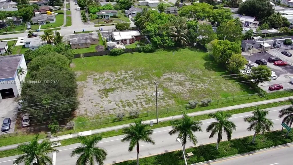 5421 W Hallandale Beach Boulevard West Park FL 33023