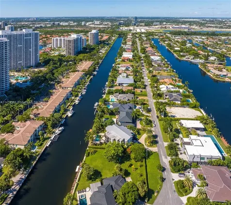 119 Holiday Drive Hallandale Beach FL 33009