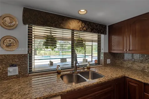 400 NW 131st Avenue Plantation FL 33325