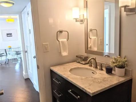 5 Island Avenue Miami Beach FL 33139