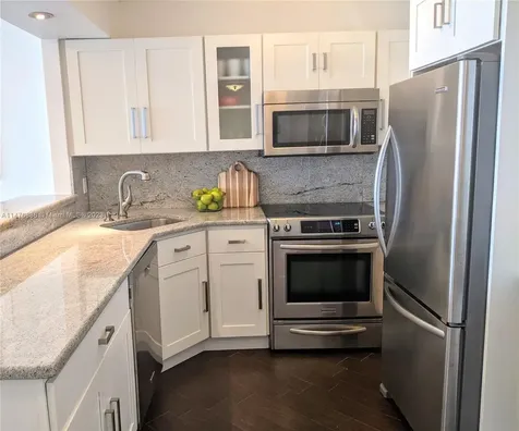 5 Island Avenue Miami Beach FL 33139