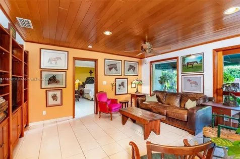 270 Cypress Drive Key Biscayne FL 33149
