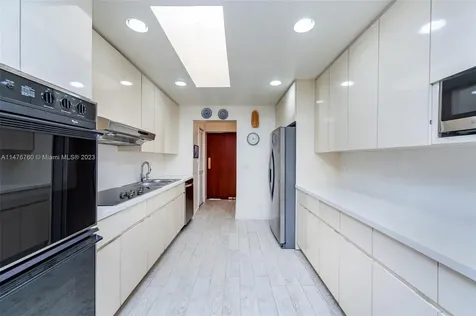 270 Cypress Drive Key Biscayne FL 33149