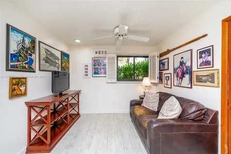 270 Cypress Drive Key Biscayne FL 33149