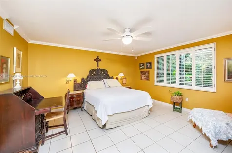 270 Cypress Drive Key Biscayne FL 33149