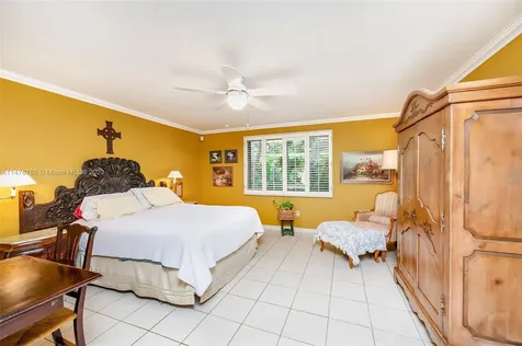 270 Cypress Drive Key Biscayne FL 33149