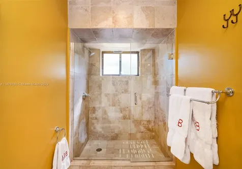 270 Cypress Drive Key Biscayne FL 33149