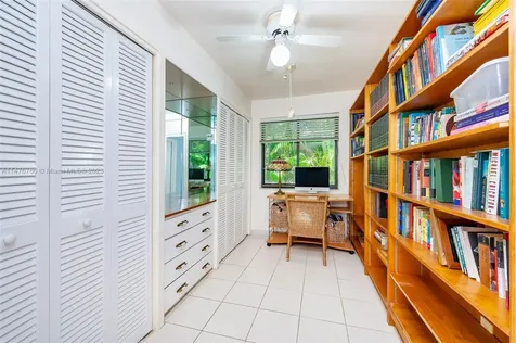 270 Cypress Drive Key Biscayne FL 33149