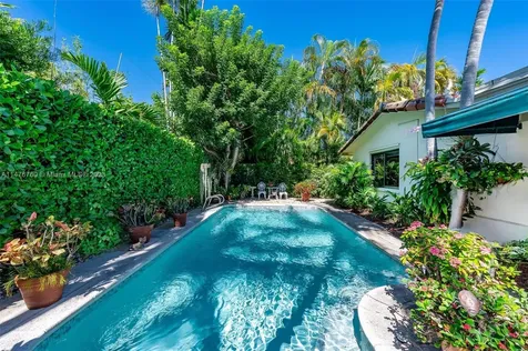 270 Cypress Drive Key Biscayne FL 33149