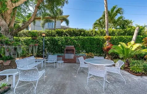 270 Cypress Drive Key Biscayne FL 33149