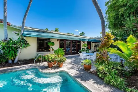 270 Cypress Drive Key Biscayne FL 33149