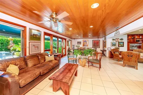 270 Cypress Drive Key Biscayne FL 33149